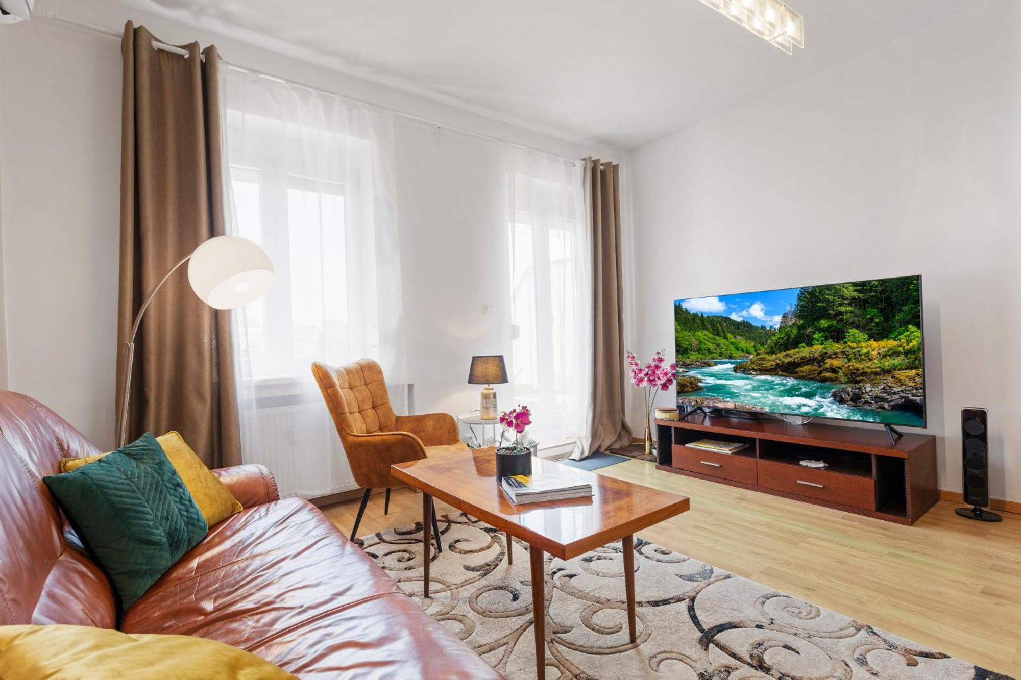 Heart Of The City Center 2 Rooms By Zazi Bratislava Exterior foto