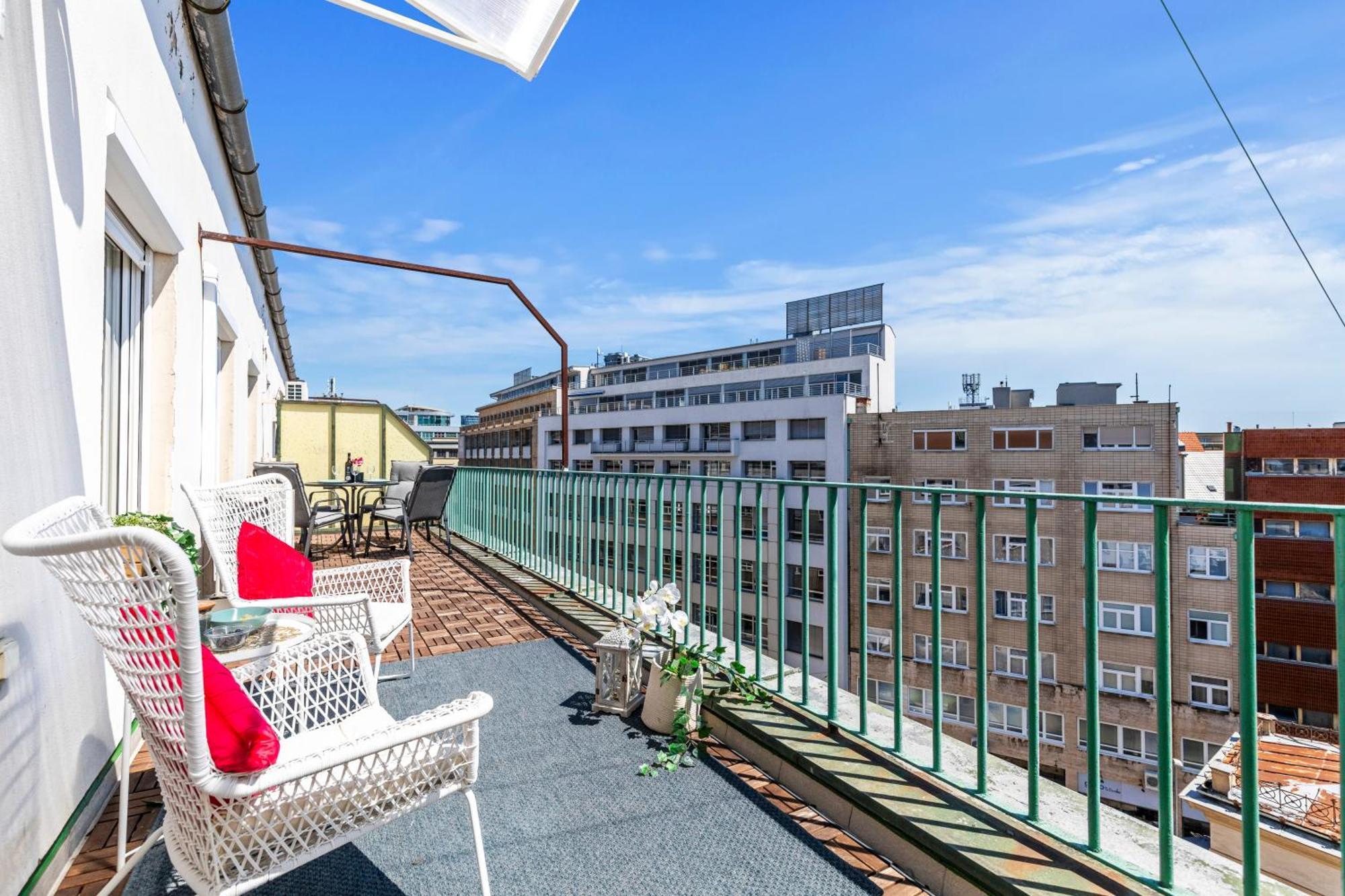 Heart Of The City Center 2 Rooms By Zazi Bratislava Exterior foto